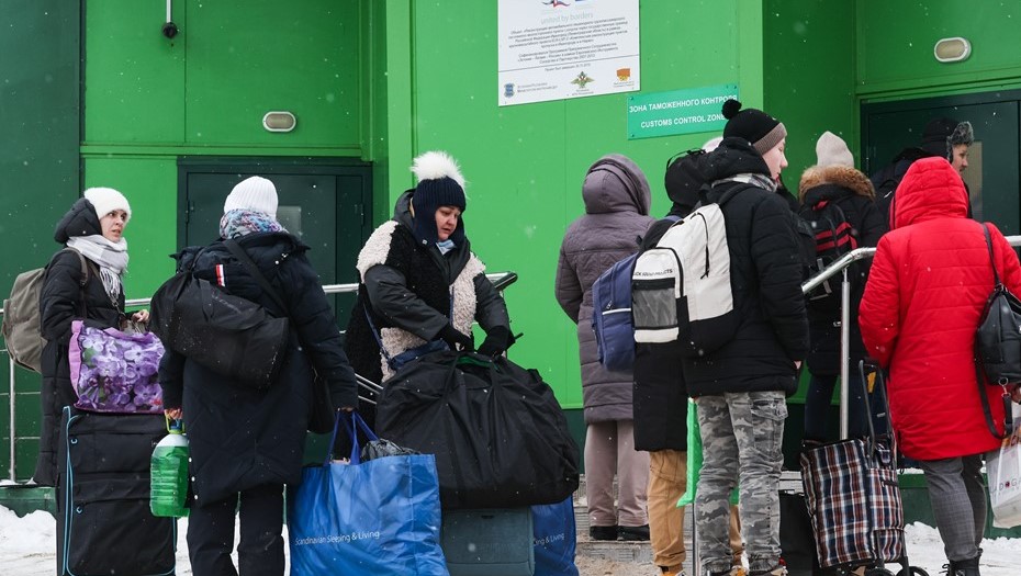 Пункт пропуска Ивангород на границе РФ и Эстонии.