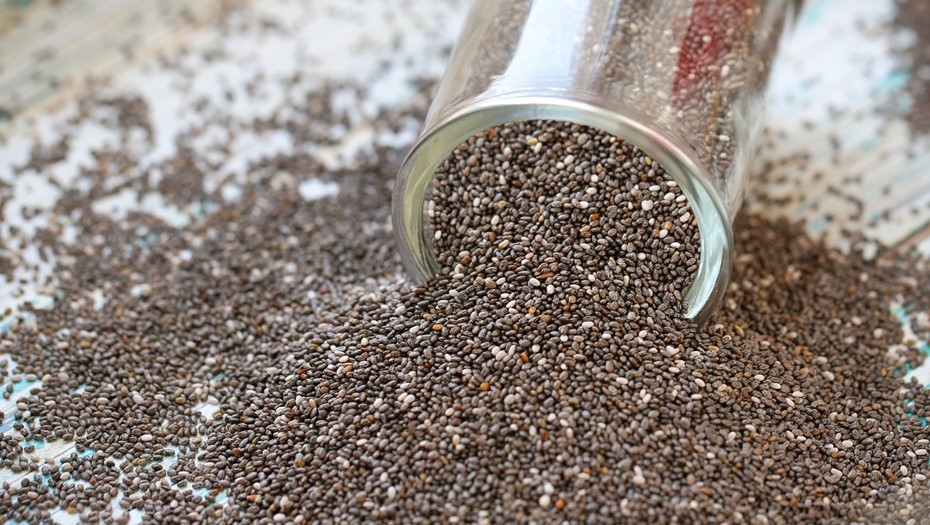 Таможня не допустила провоз в Петербург 20 тонн заражённых сорняком семян чиа из Парагвая