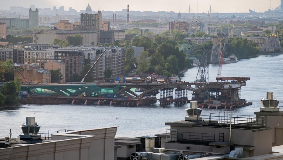 Строительство Большого Смоленского моста.