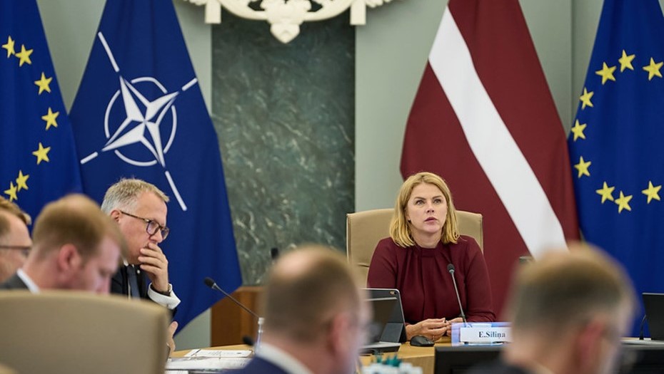 Эвика Силиня на заседании правительства Латвии 11 мая 2026 года.