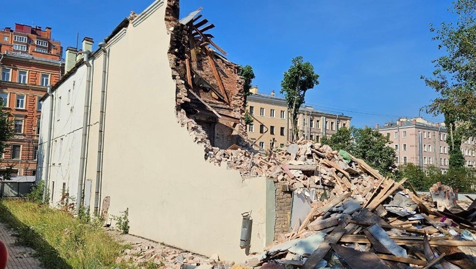 Дом на проспекте Обуховской обороны, 68.
