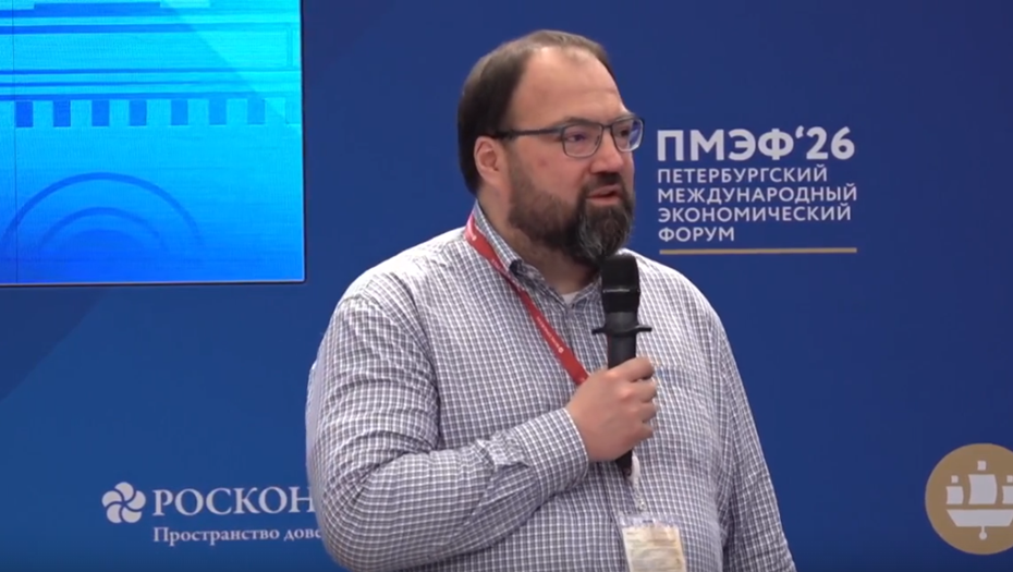 Министр цифрового развития РФ Максут Шадаев сообщил о намерении ведомства ввести вход на платформы по возрасту Министр цифрового развития РФ Максут Шадаев сообщил о намерении ведомства ввести вход на платформы по возрасту