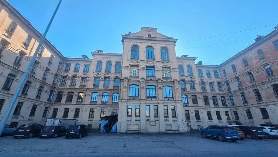 Историческое здание гимназии 166 в центре Петербурга отреставрируют до 2027 года Историческое здание гимназии 166 в центре Петербурга отреставрируют до 2027 года