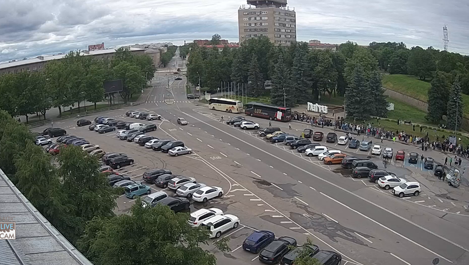 Очередь на эстонской границе с Россией 12 июня Очередь на эстонской границе с Россией 12 июня