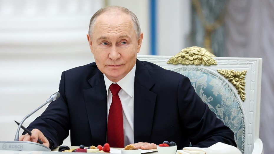 Путин и Трамп провели телефонный разговор 14 июня Путин и Трамп провели телефонный разговор 14 июня