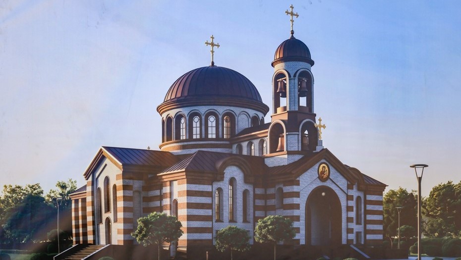 Патриарх Кирилл освятил закладной камень будущего храма на Карповке Патриарх Кирилл освятил закладной камень будущего храма на Карповке