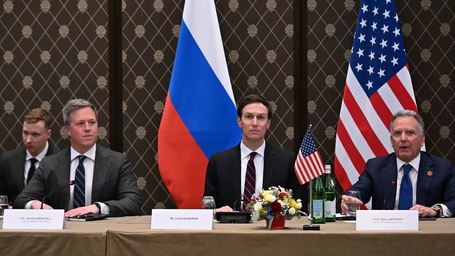 Спецпосланник главы Белого дома Стив Уиткофф и зять Дональда Трампа Джаред Кушнер приедут в Россию в ближайшее время Спецпосланник главы Белого дома Стив Уиткофф и зять Дональда Трампа Джаред Кушнер приедут в Россию в ближайшее время
