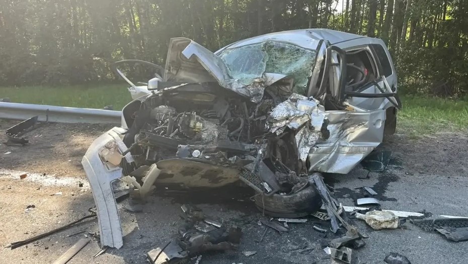 На трассе "Скандинавия" произошла лобовая авария с погибшим На трассе "Скандинавия" произошла лобовая авария с погибшим