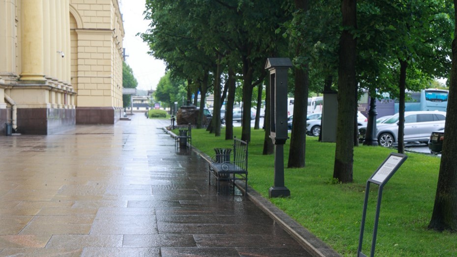 Названный именем Людмилы Вербицкой бульвар на Троицкой площади Петроградской стороны. Названный именем Людмилы Вербицкой бульвар на Троицкой площади Петроградской стороны.