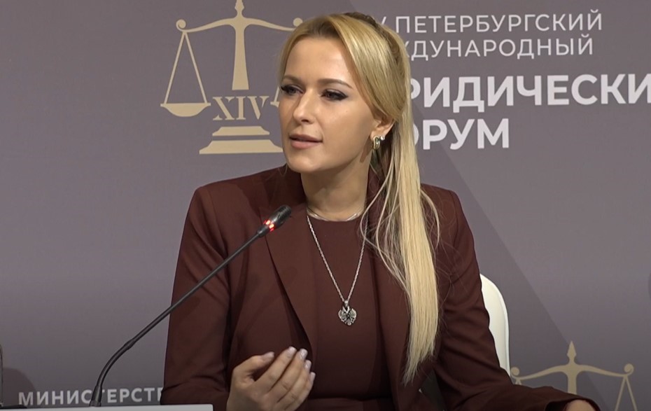 Яна Лантратова сообщила, чем будет заниматься на посту уполномоченного по правам человека Яна Лантратова сообщила, чем будет заниматься на посту уполномоченного по правам человека